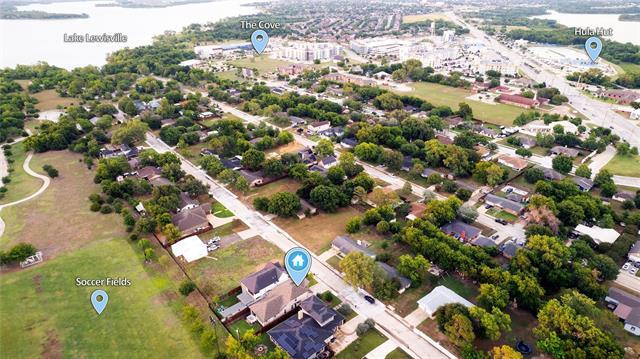 Building Photo - 119 W Park Dr