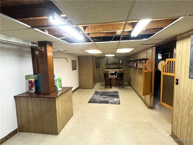 Building Photo - 6 Miami Pkwy