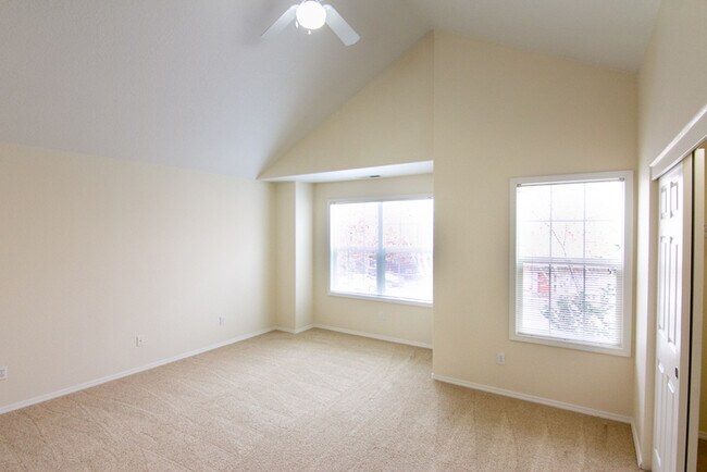 Building Photo - 18632 SW Bryant St