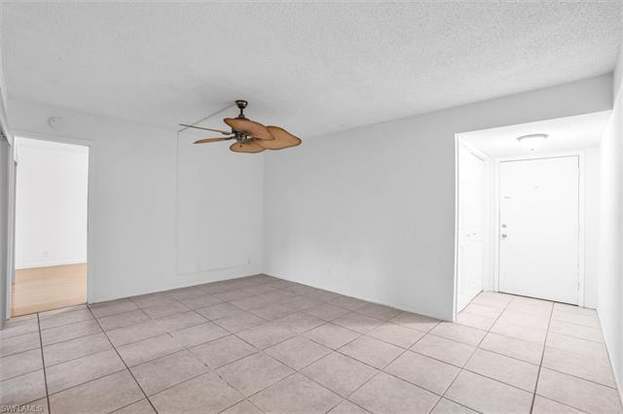 Building Photo - 3635 Boca Ciega Dr