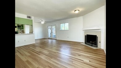 Building Photo - 5000 Mashie Cove