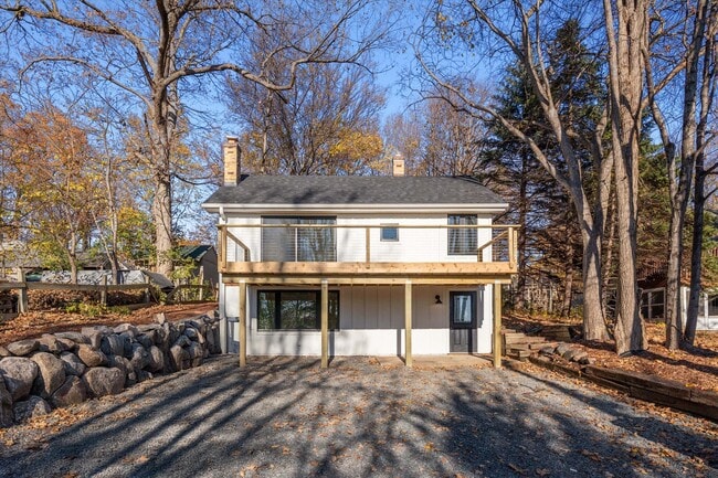 Building Photo - 5340 Edsall Rd