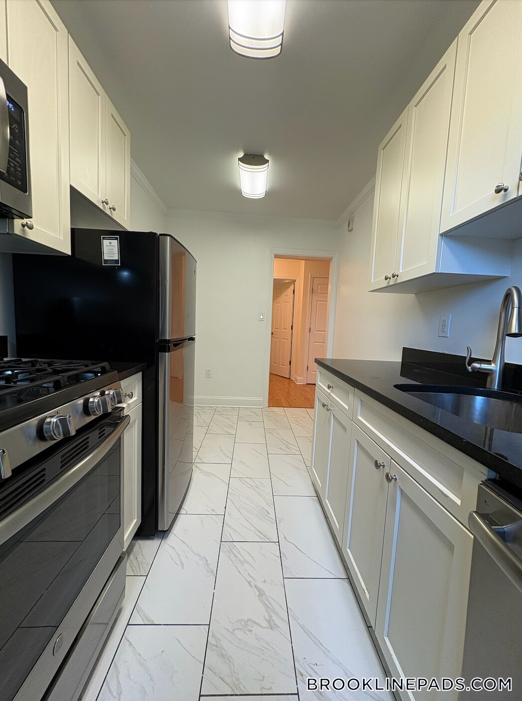 Building Photo - 50 Alton Pl