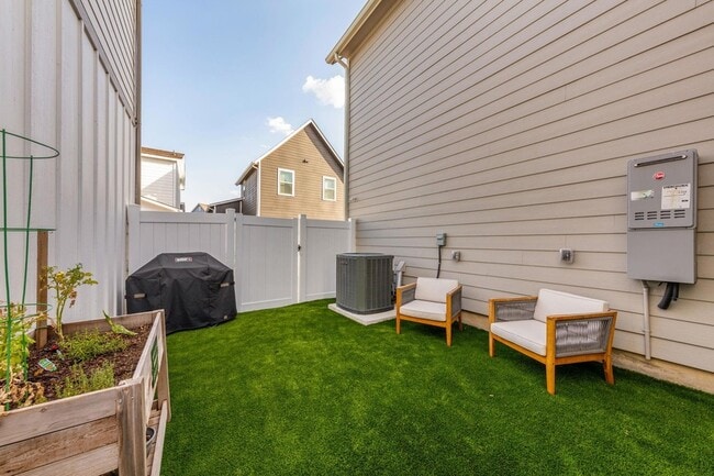 Building Photo - 7812 Moody Bend