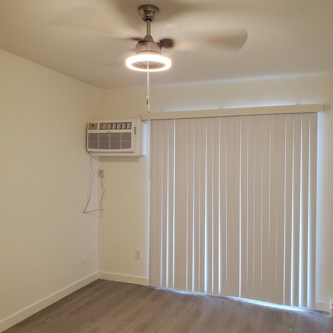 Building Photo - 2005 Ivar Ave