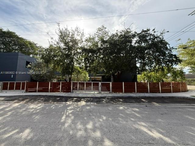 Building Photo - 5198 NW 3rd Ave