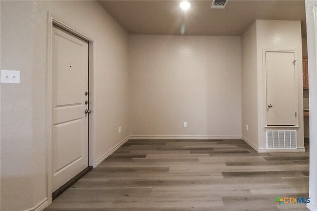 Building Photo - 6203 Twistleaf Ln