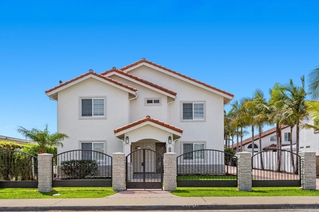 Primary Photo - 1749 Dahlia Ave