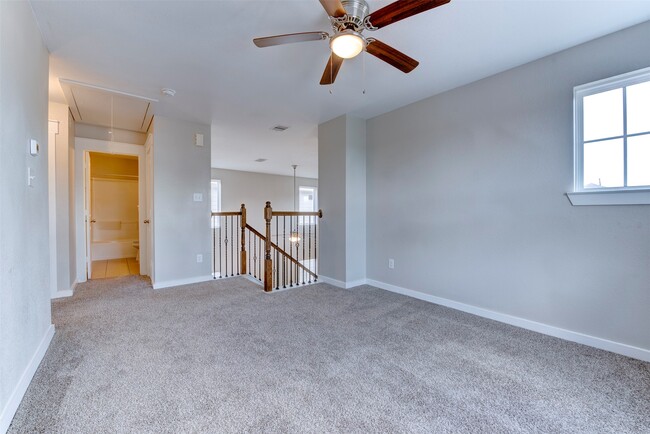 Building Photo - 40828 Mostyn Hill Dr