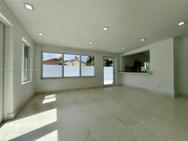 Building Photo - 20848 SW 118th Ave