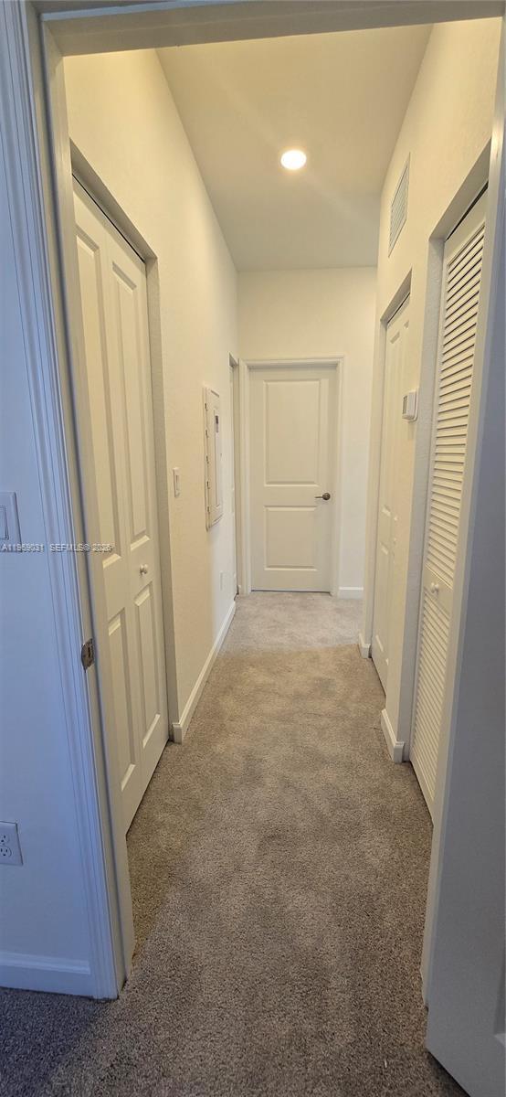 Building Photo - 2729 SE 26th Rd