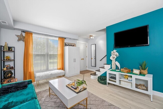 Building Photo - 1758 Sussex Walk