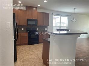 Building Photo - 1000 Oatmeal-