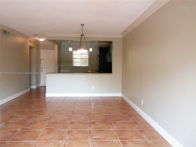 Primary Photo - 7701 Camino Real
