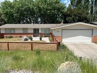 Building Photo - 4 Bedroom in South Missoula!