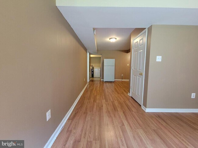 Building Photo - 20114 Larkspur Ct
