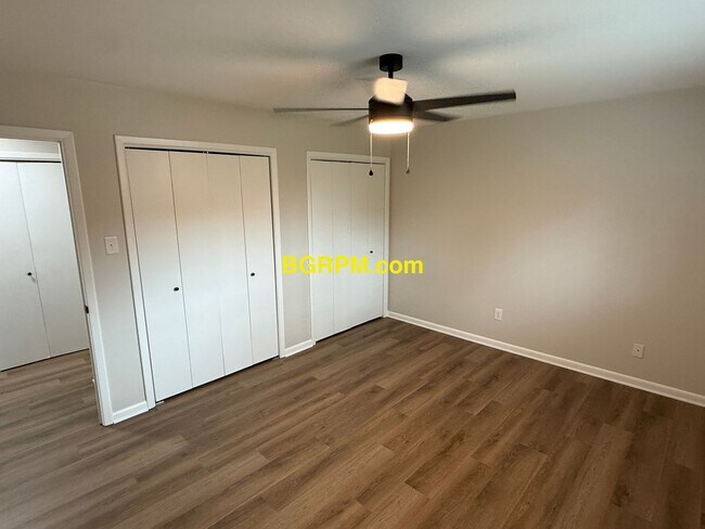 Building Photo - 3 BD 2 BA