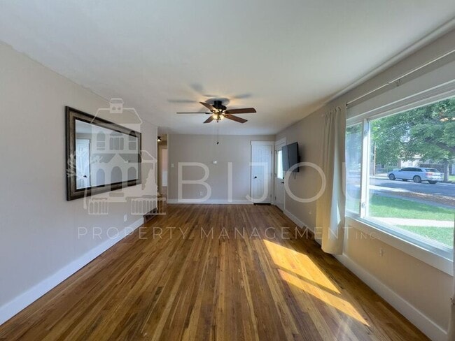 Building Photo - 2426 N Wahsatch Ave