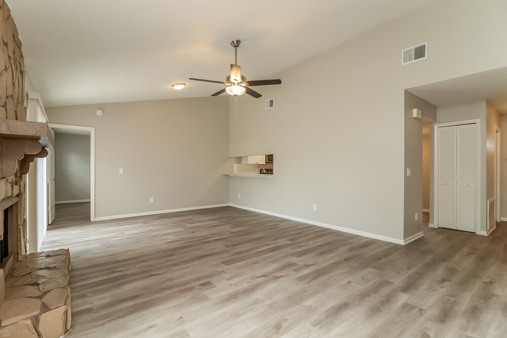 Building Photo - 831 Sunridge Point Dr