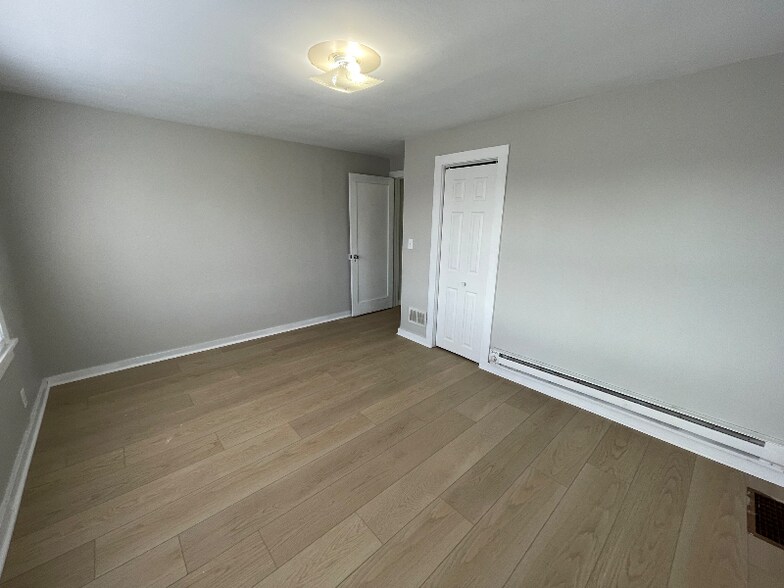 Building Photo - 1322 S 24th St