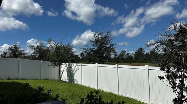 Building Photo - 2301 Mystic Maze Ln