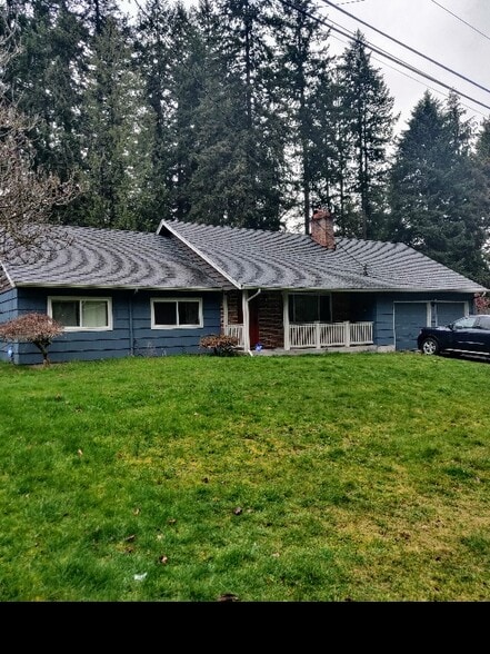 Primary Photo - 11002 Lundstrom Dr SW