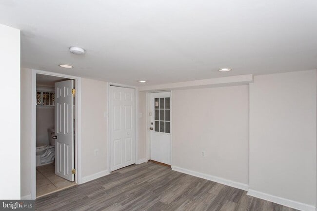 Building Photo - 104 53rd St NE