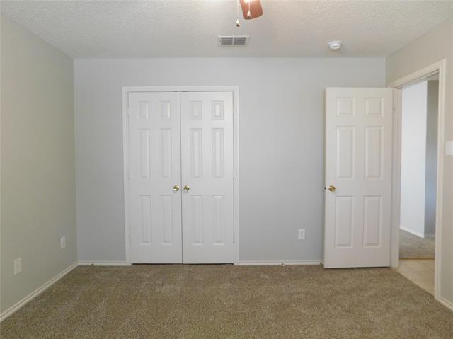 Building Photo - 5721 Thoroughbred Trail