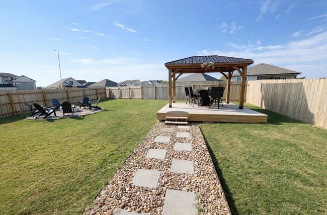 Building Photo - 20707 John Gill Dr