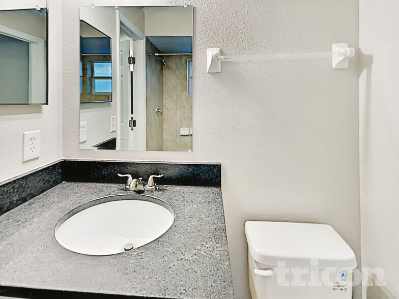 Building Photo - 725 Cheetah Trail