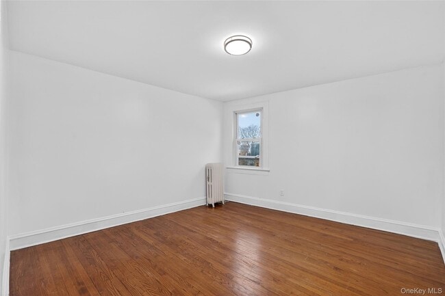 Building Photo - 2092 Grand Ave