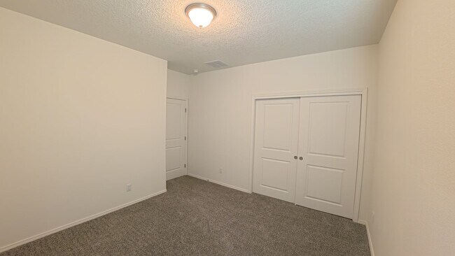 Building Photo - 4316 Bald Eagle Loop NE