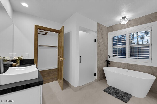 Building Photo - 2513 Wimbledon Dr