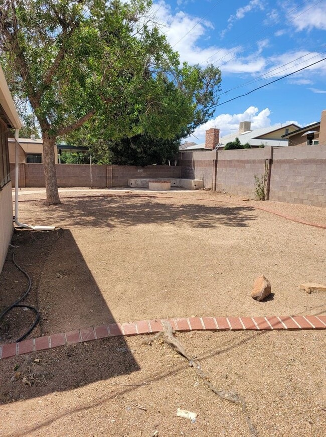 Building Photo - COMING SOON-Updated 3 bedroom 2 bath