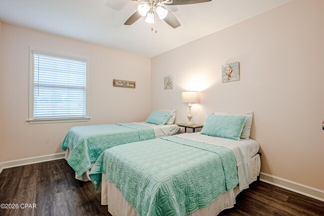 Building Photo - 1112 Colorado Ave