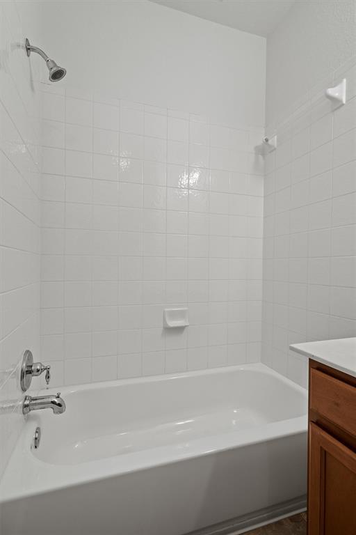 Building Photo - 9201 Brodie Ln