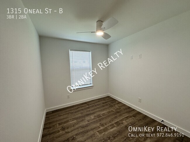 Building Photo - 1315 Oneal St