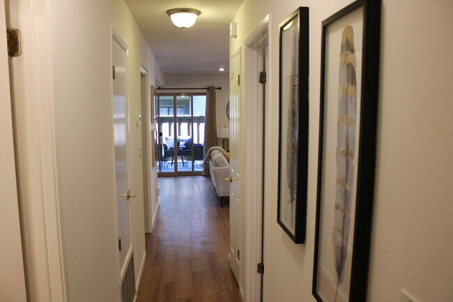 Building Photo - 5703 Makati Cir