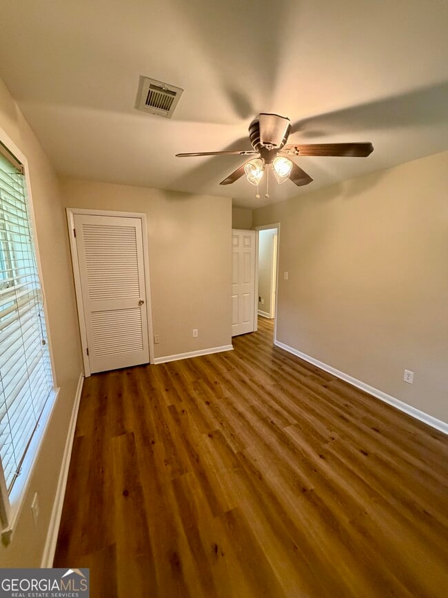 Building Photo - 513 Cherokee Ct