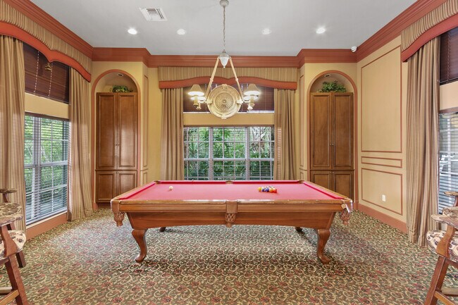 Building Photo - 1100 Scotia Dr