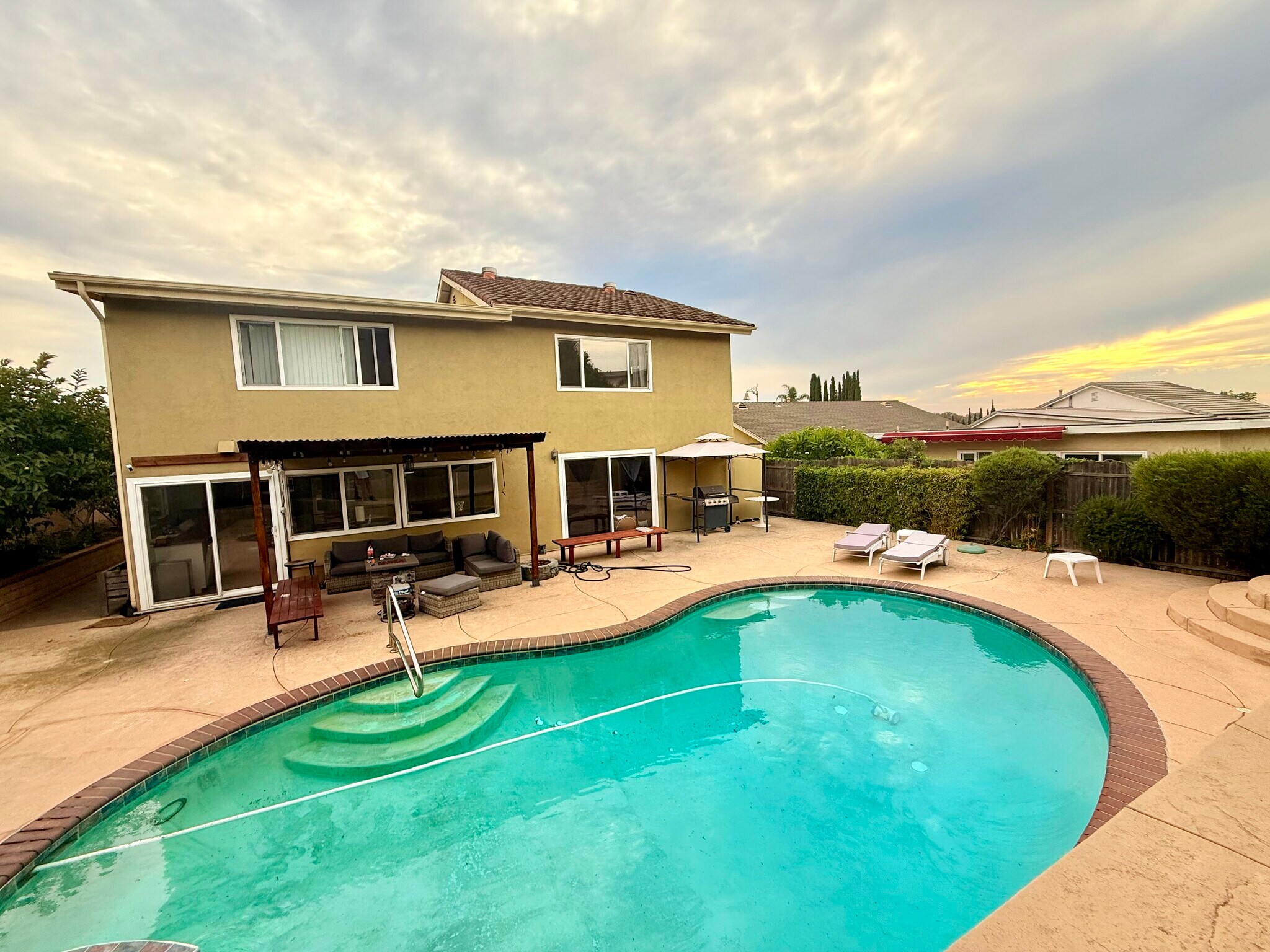 Building Photo - 26431 Via Lara