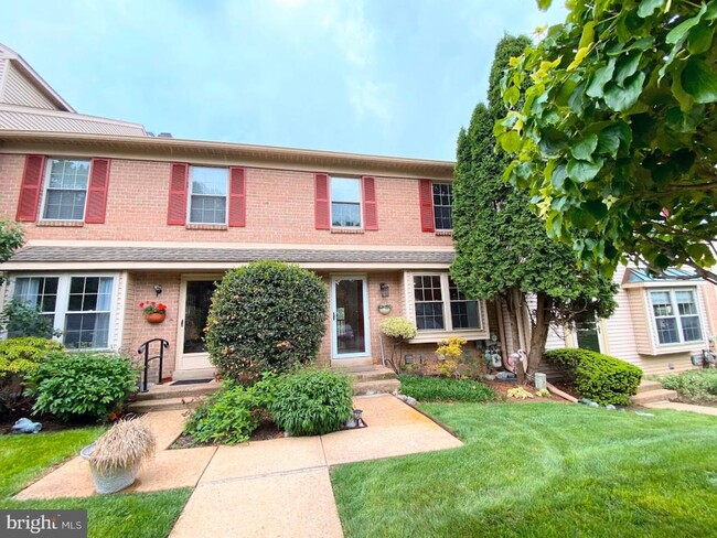 Primary Photo - 618 Shropshire Dr