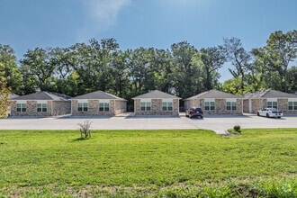 Building Photo - Midtown Cottages