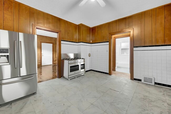 Building Photo - 7412 Worley Ave