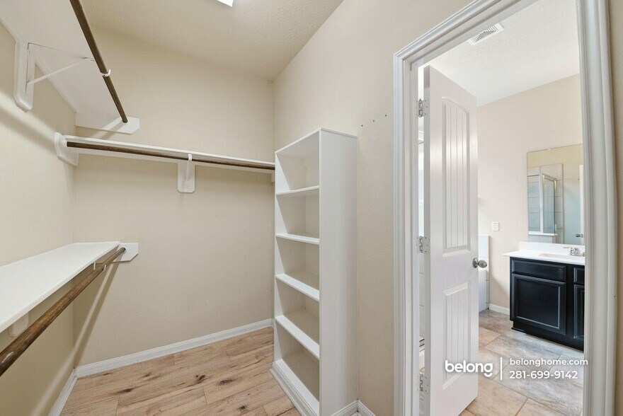 Building Photo - 20702 Sommerset Branch Ct