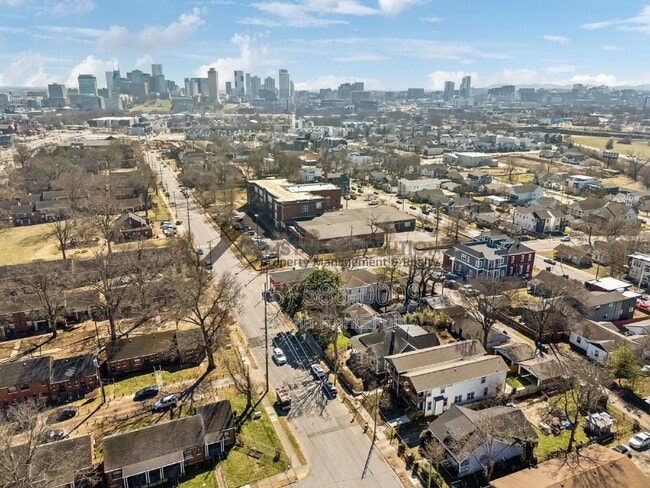 Building Photo - 1609 9th Ave N