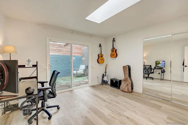 Building Photo - 2BD/2BA Condo in the heart of Escondido - ...