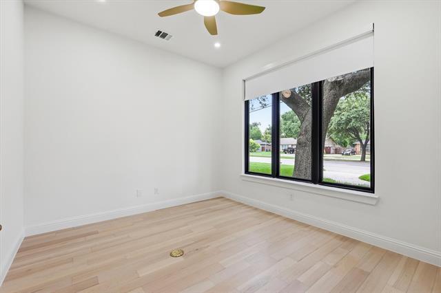 Building Photo - 3135 Walnut Hill Ln