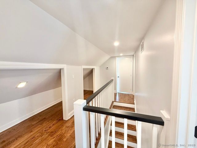 Building Photo - 40 E Pasadena Pl