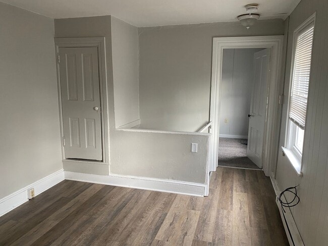 Building Photo - 430 S Queen St